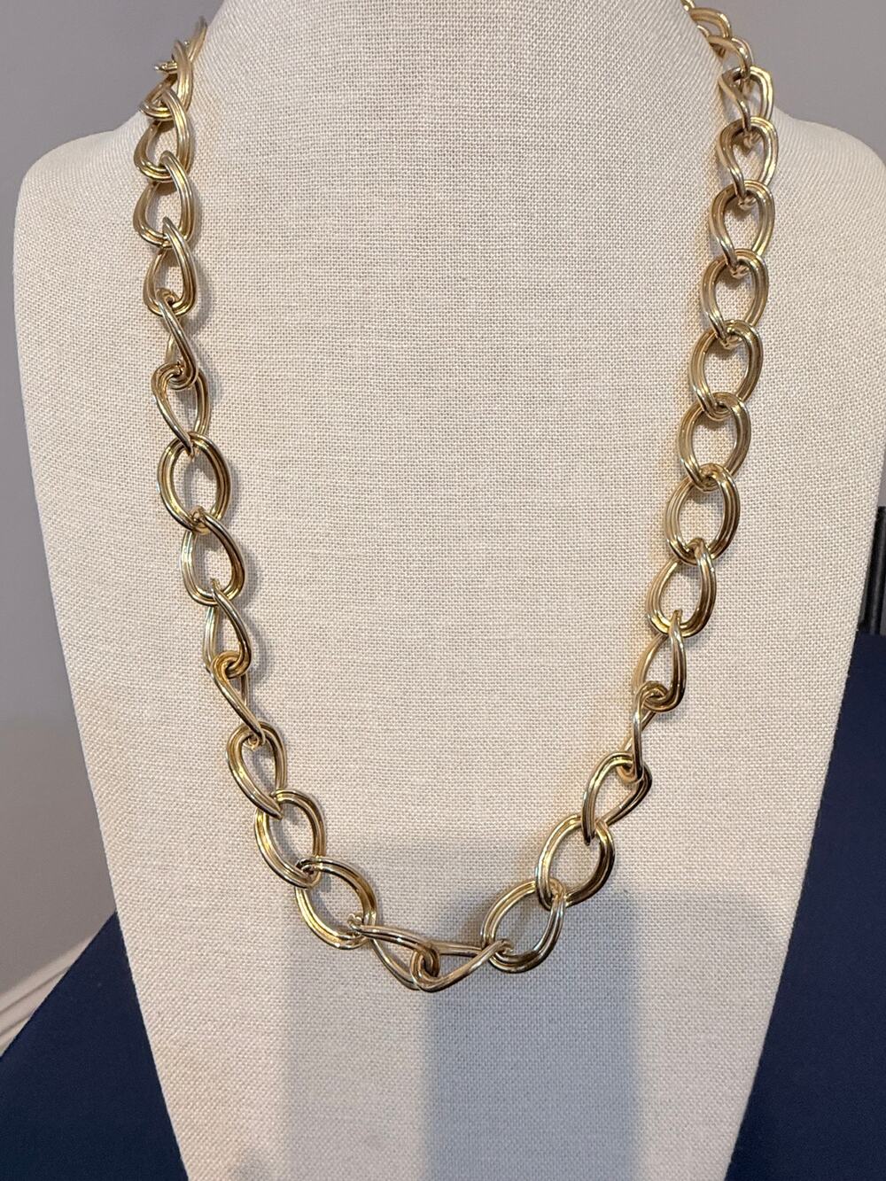 Vintage Gold Tone Oval Link Chain Necklace 30”